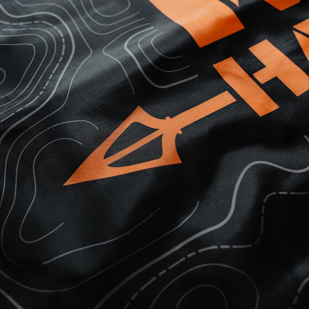 KEEP HAMMERING TOPO FLAG