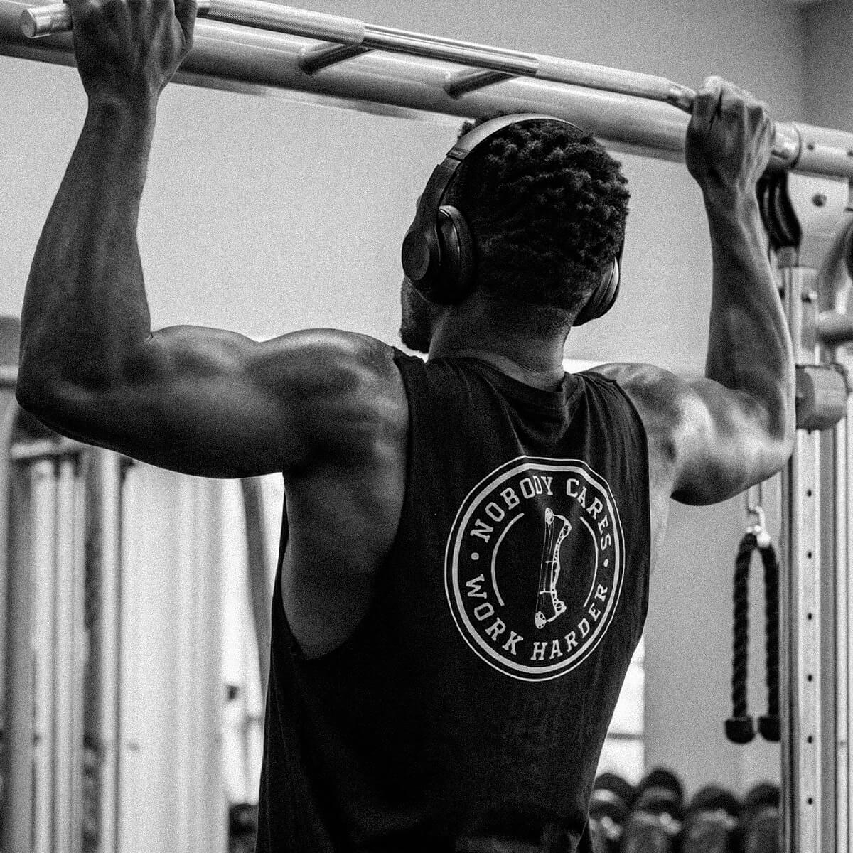 NOBODY CARES BOW SEAL CUTOFF