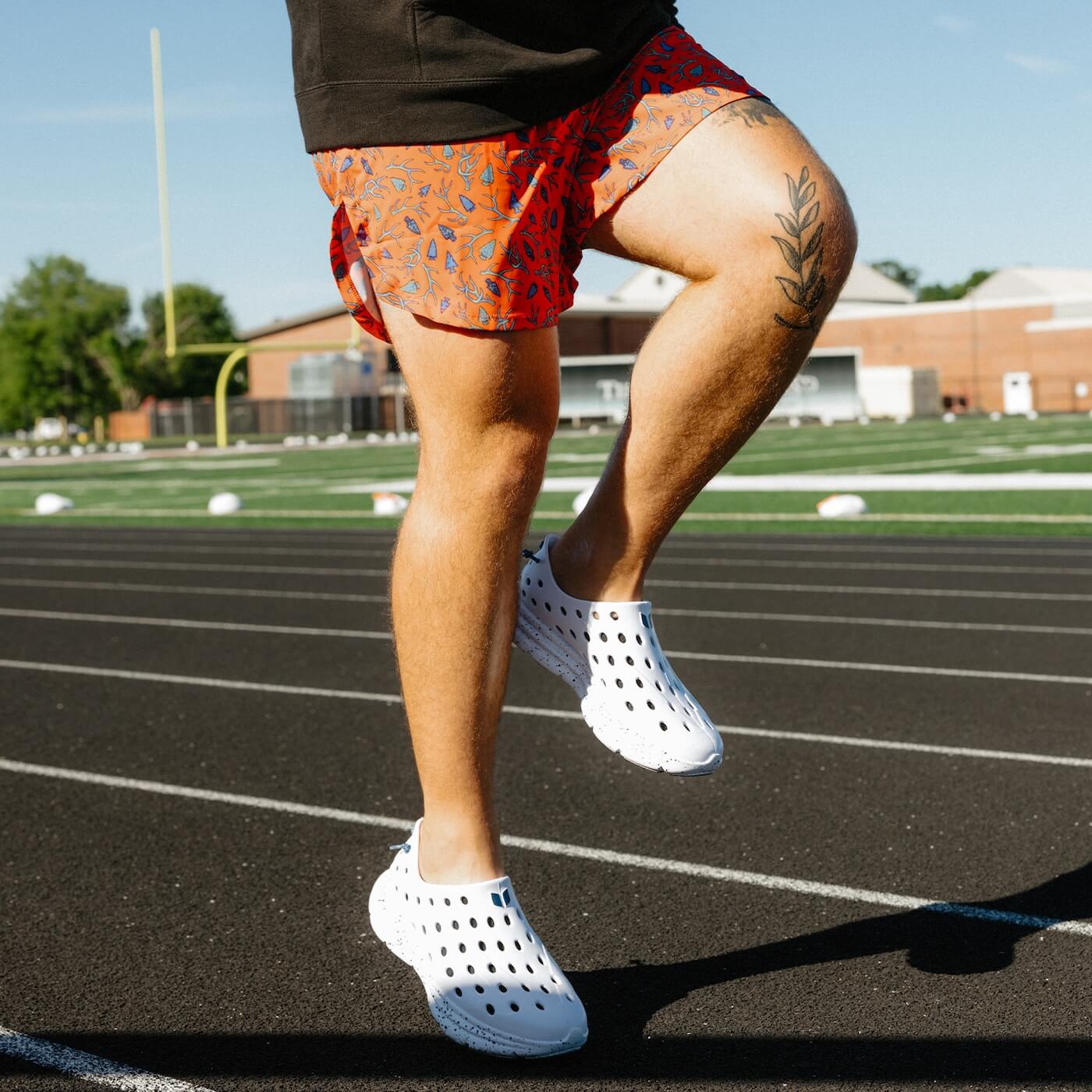 STRIDER TOTEM SHORTS